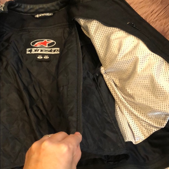 Alpine Star Women Motorcycle Jacket - Picture 7 of 10